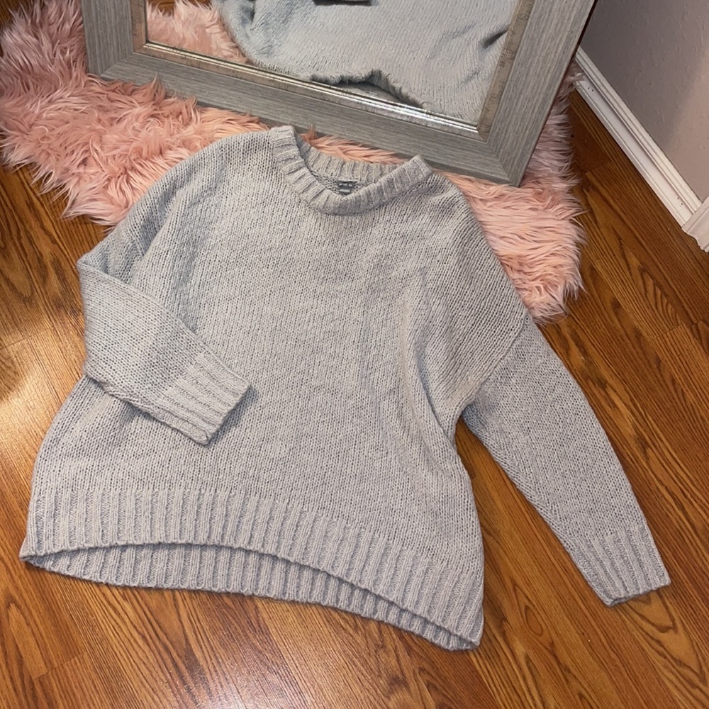 NEW AERIE SWEATER💟